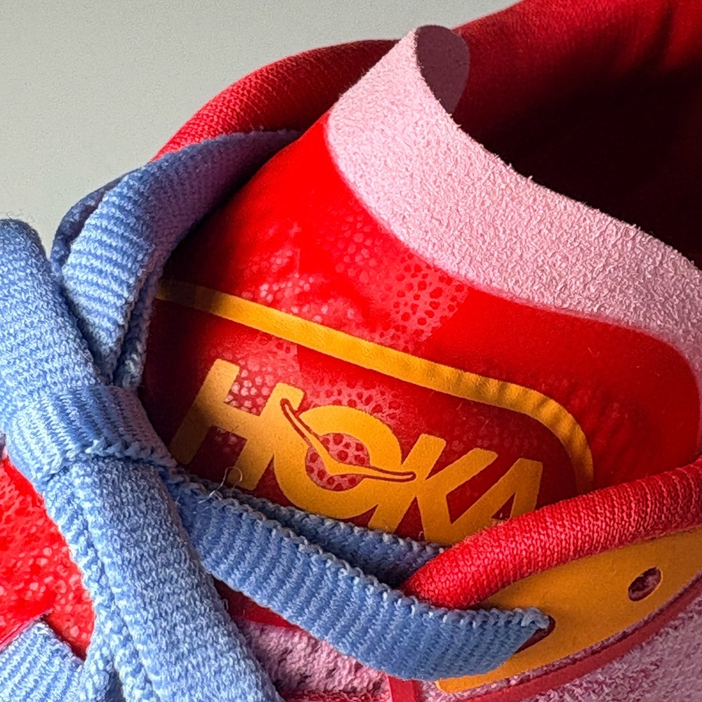 Brand New in box HOKA Mach6 Pink & Blue Running Shoe. Youth size 6.5. 🔥🔥🔥 - Picture 8 of 14